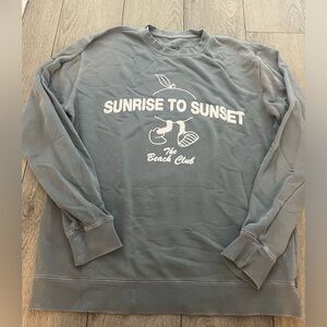 The beach club crew neck